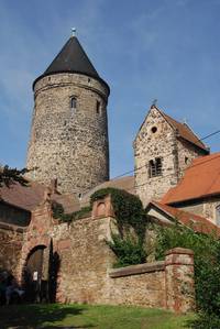 Der Bergfried des Hohenthurmer Schlosses
