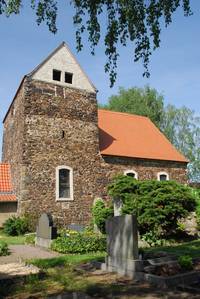 Kirche Maschwitz mit Friedhof