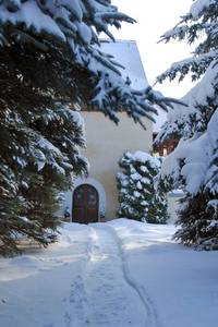 Die Sietzscher Kirche im Winter