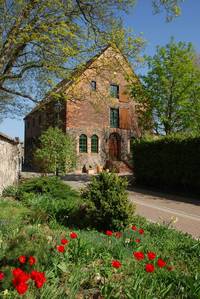 Das Dorfgemeinschaftshaus "Alte Brennerei Niemberg" lockt mit Veranstaltungen und Konzerten