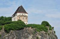 Das Landsberger Wahrzeichen - die Doppelkapelle St. Crucis auf dem Kapellenberg