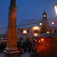 Weihnachtsmarkt auf dem landsberger Marktplatz