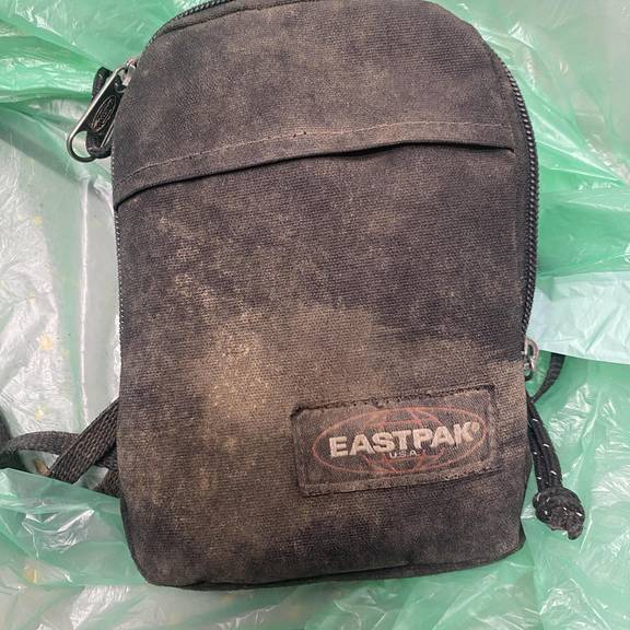 Fundsache: Tasche und Busfahrkarte